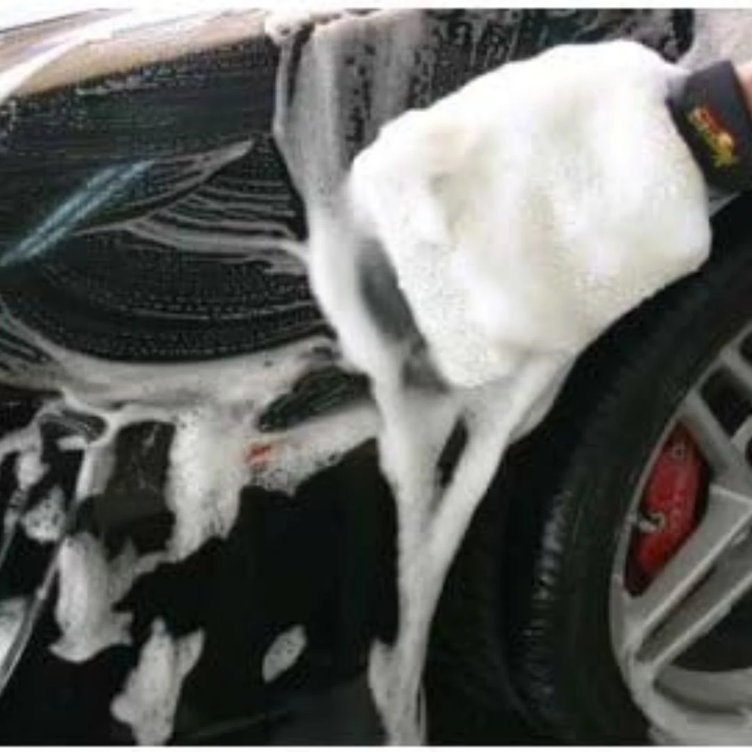 Meguiar’s Ultra Plush Wash Mitt – The Safest Way to a Scratch-Free Shine 2