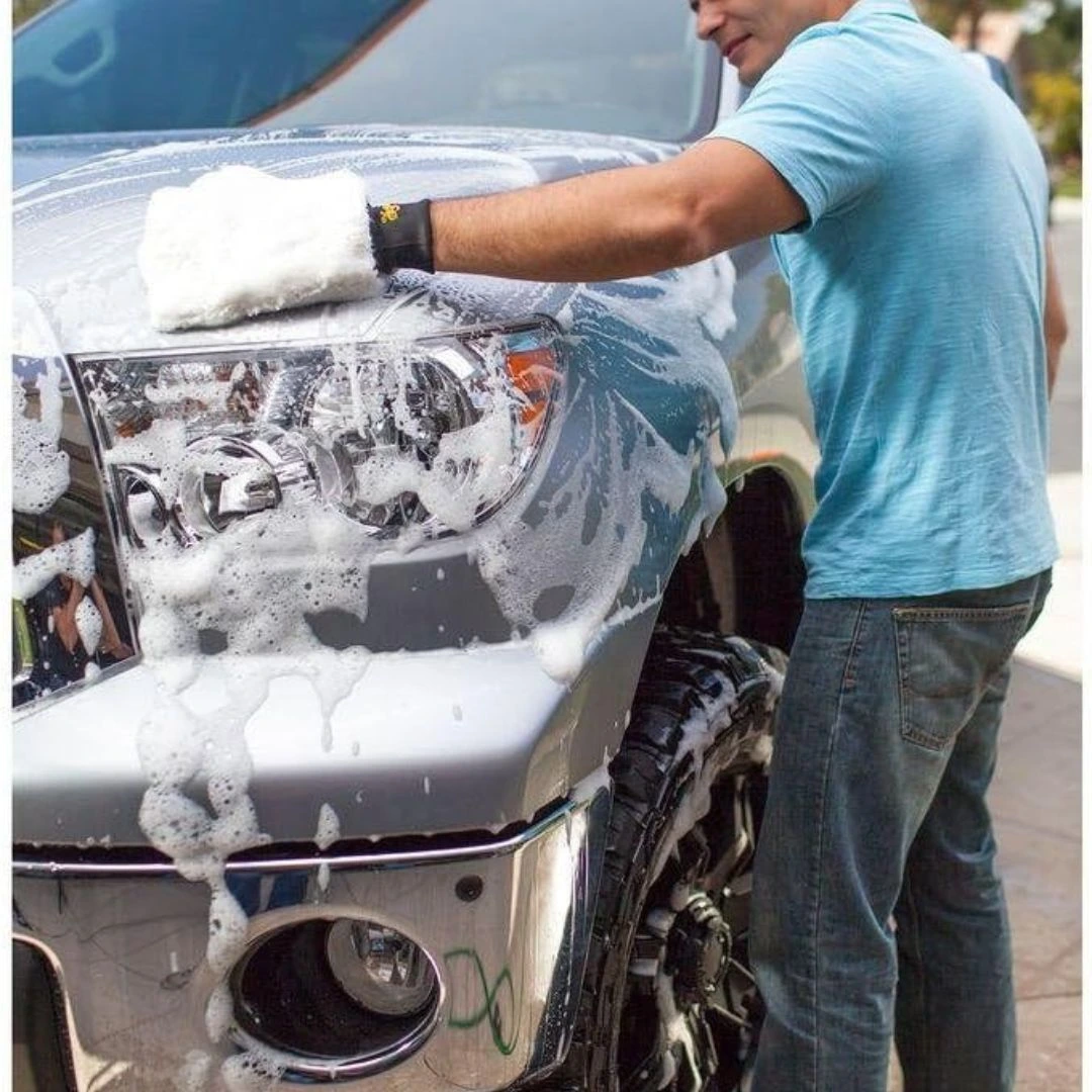 Meguiar’s Ultra Plush Wash Mitt – The Safest Way to a Scratch-Free Shine 2