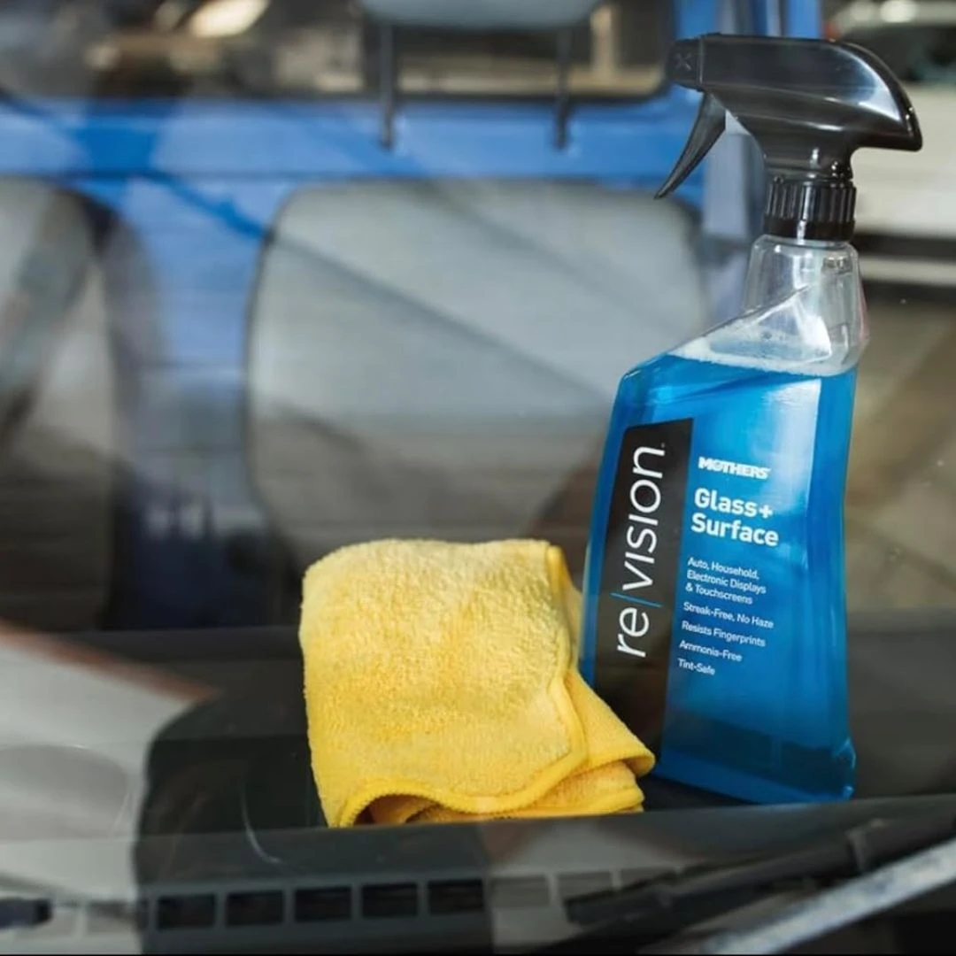 Mothers Reflection Glass + Surface Cleaner (24oz710ml) 2