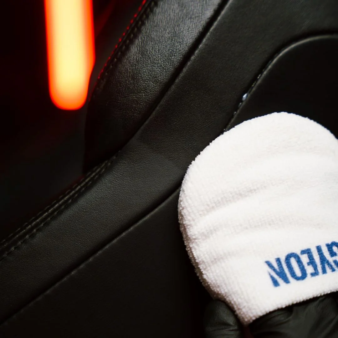 Gyeon Q² LeatherCoat REDEFINED – 120ml Advanced Leather Protection & Conditioning Treatment 5