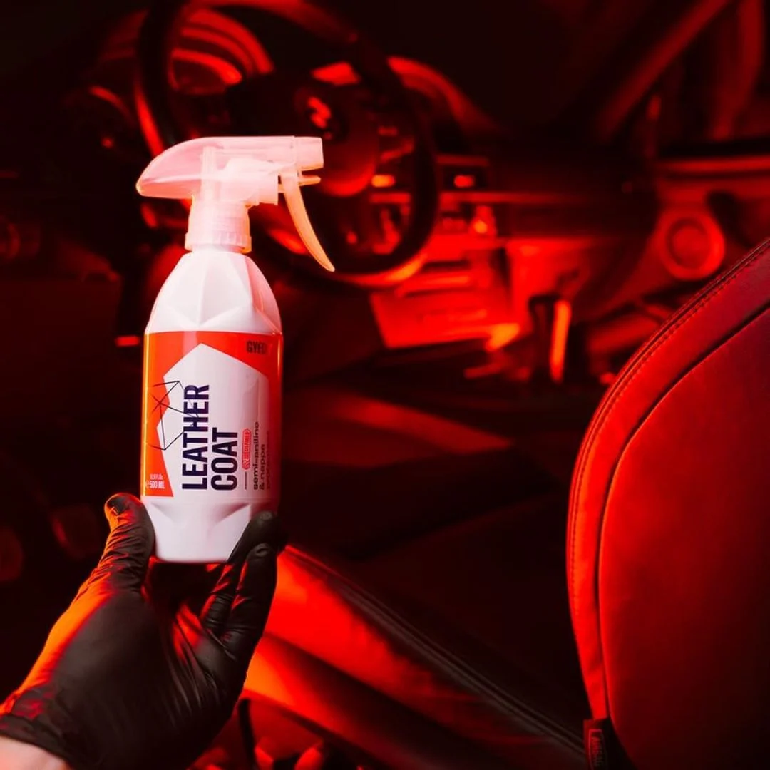 Gyeon Q² LeatherCoat REDEFINED – 120ml Advanced Leather Protection & Conditioning Treatment 7